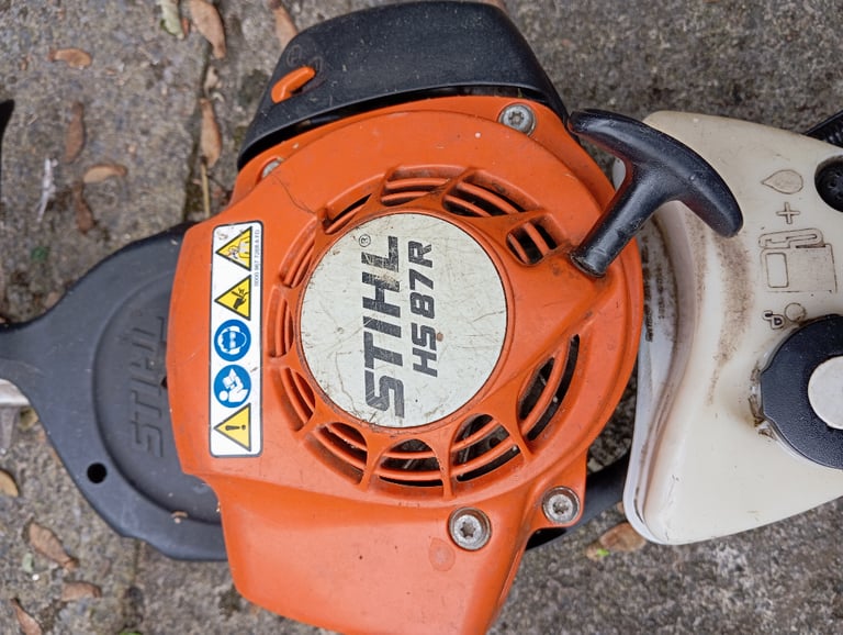 Stihl hs87r hedge trimmer 
