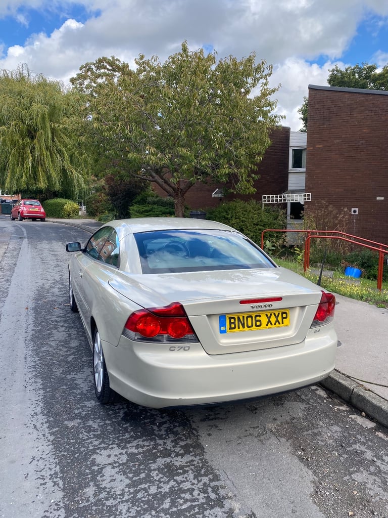Volvo, C70, Convertible, 2006, Manual, 2435 (cc), 2 doors