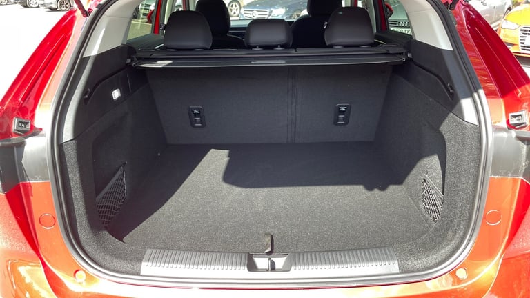 2024 MG HS Plug-in Hybrid 1.5 T-gdi Phev SE Au Hybrid