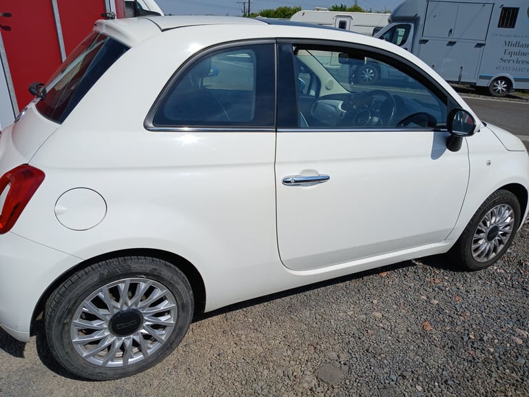 Fiat, 500, lounge  Hatchback, 2018, Manual, 1242 (cc), 3 doors