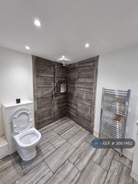 4 bedroom house in Maxted Road, London, SE15 (4 bed) (#2667462)