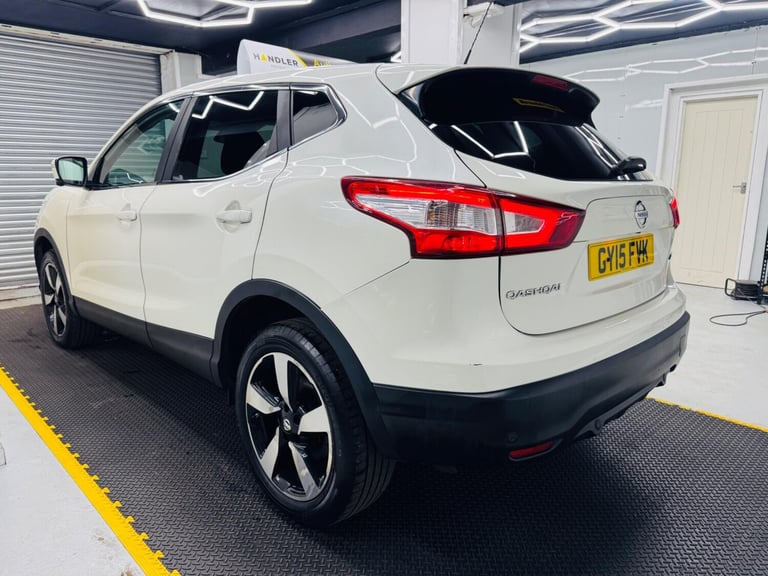 2015 Nissan Qashqai 1.5 dCi n-tec 2WD Euro 5 (s/s) 5dr HATCHBACK Diesel Manual