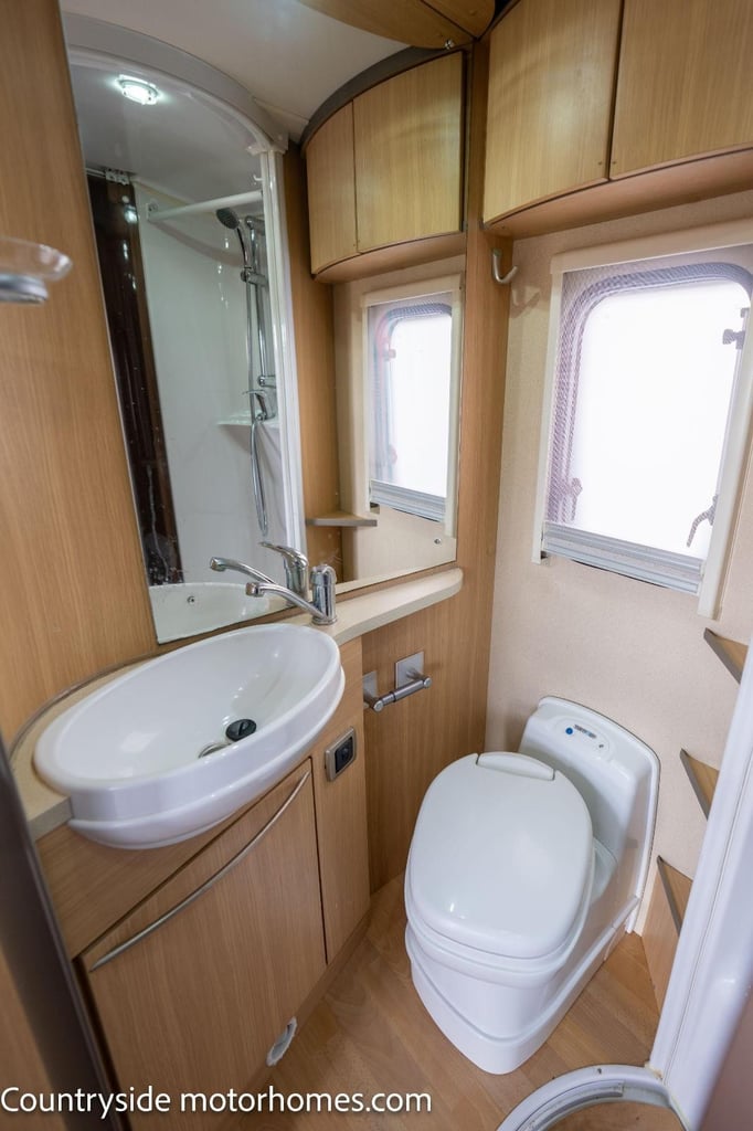 2008 Bessacarr E520