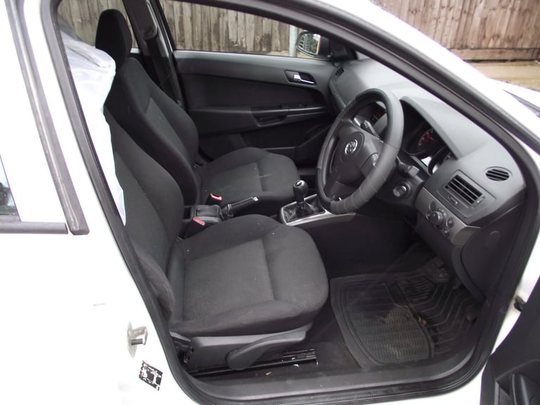 2006 Vauxhall Astra 1.6i 16V Life 5dr ESTATE CAR VAN ESTATE Petrol Manual