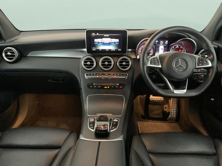 2019 Mercedes-Benz GLC 2.1 GLC250d AMG Line (Premium Plus) SUV 5dr Diesel G-Tronic+ 4MATIC Euro 6...