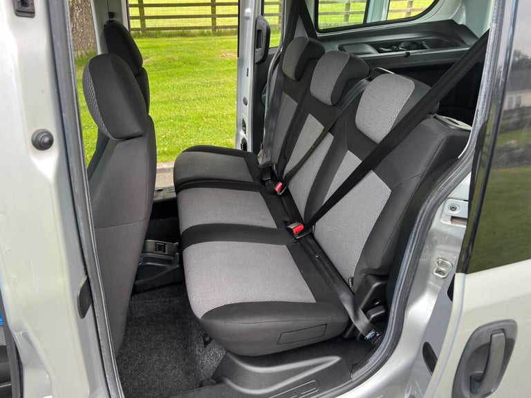 FIAT DOBLO MAXI 1.6 MULTIJET 105PS ACTIVE WHEELCHAIR VEHICLE 16 REG 17,700 MILES