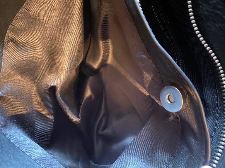 Pavers leather bag