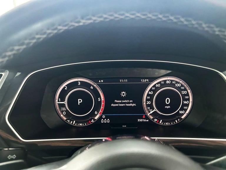 2018 Volkswagen Tiguan 2.0 TDI R-Line SUV 5dr Diesel DSG 4Motion Euro 6 (s/s) (150 ps) FULL VW S/...