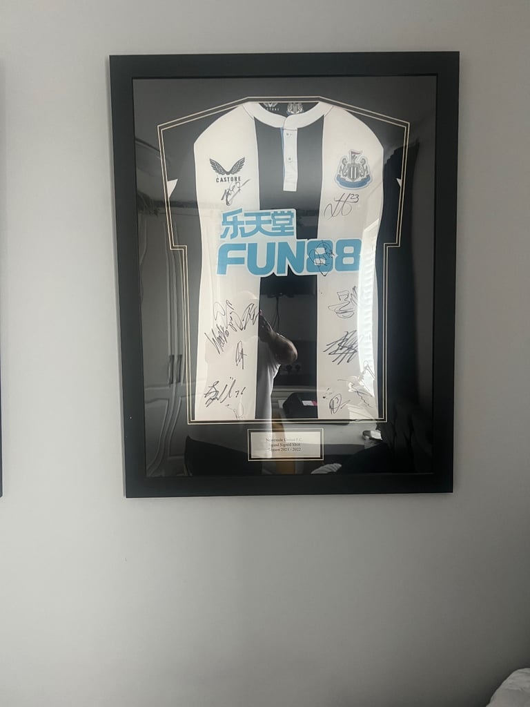 image for Nufc 21-22 signed shirt 