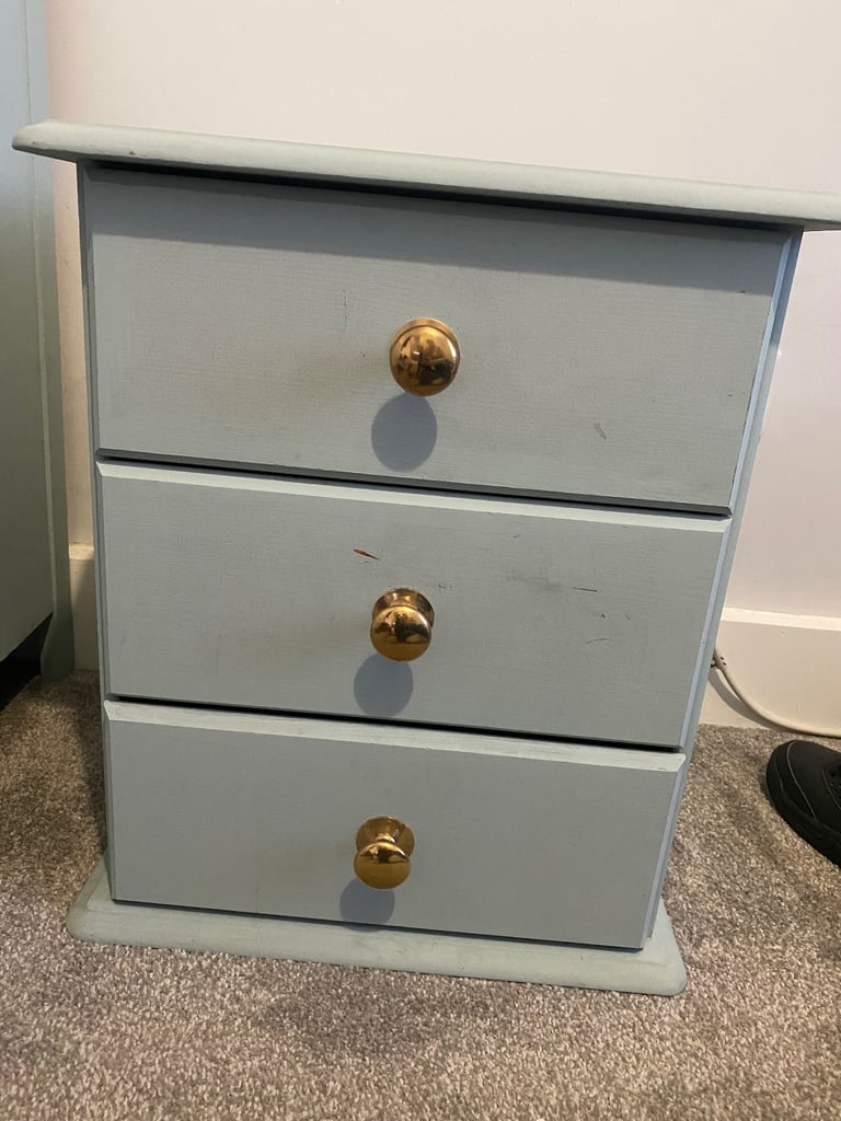 Solid wood chest of drawers, bedside table and mirror