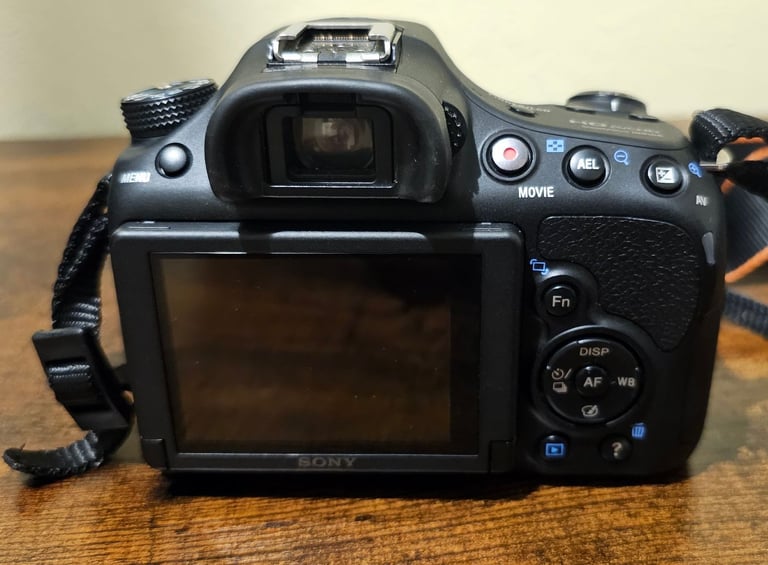 Sony Alpha 58 digital camera with 4GB SD card + 35-700mm zoom lens