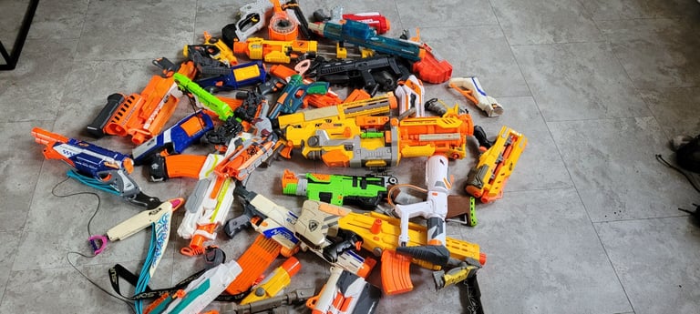 image for Massive load of Nerf guns