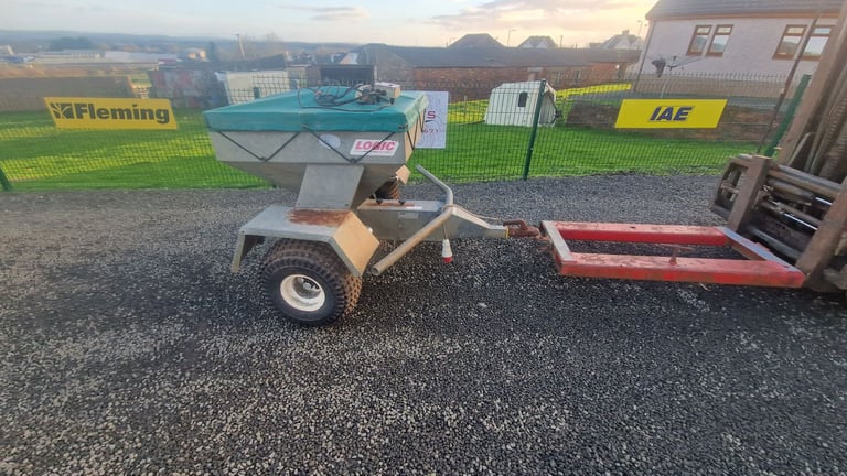 Quad atv logic electric sheep snacker feeder farm livestock tractor 