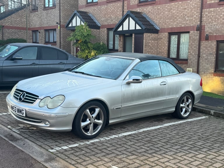 Mercedes-Benz, CLK, Convertible, 2004, Semi-Auto, 2597 (cc), 2 doors