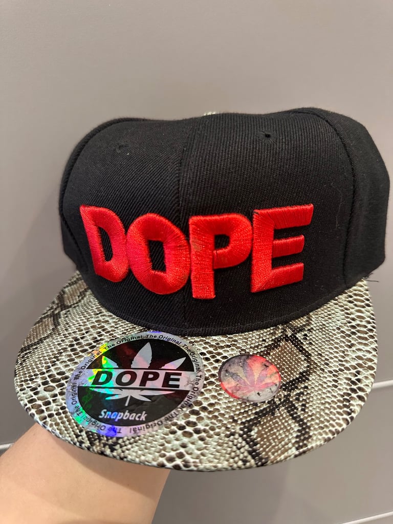 image for Dope hat black/red  unisex