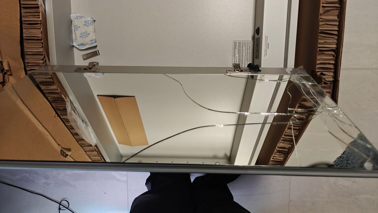 LED Bathroom Mirror Cabinet 815x700mm *damaged* X2