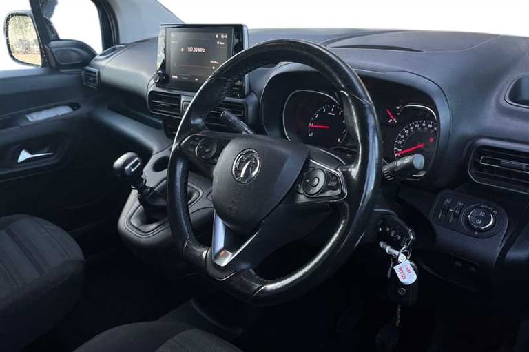 2022 Vauxhall Combo Life 1.5 TURBO D SE 5DR [7 SEAT] MPV Diesel Manual