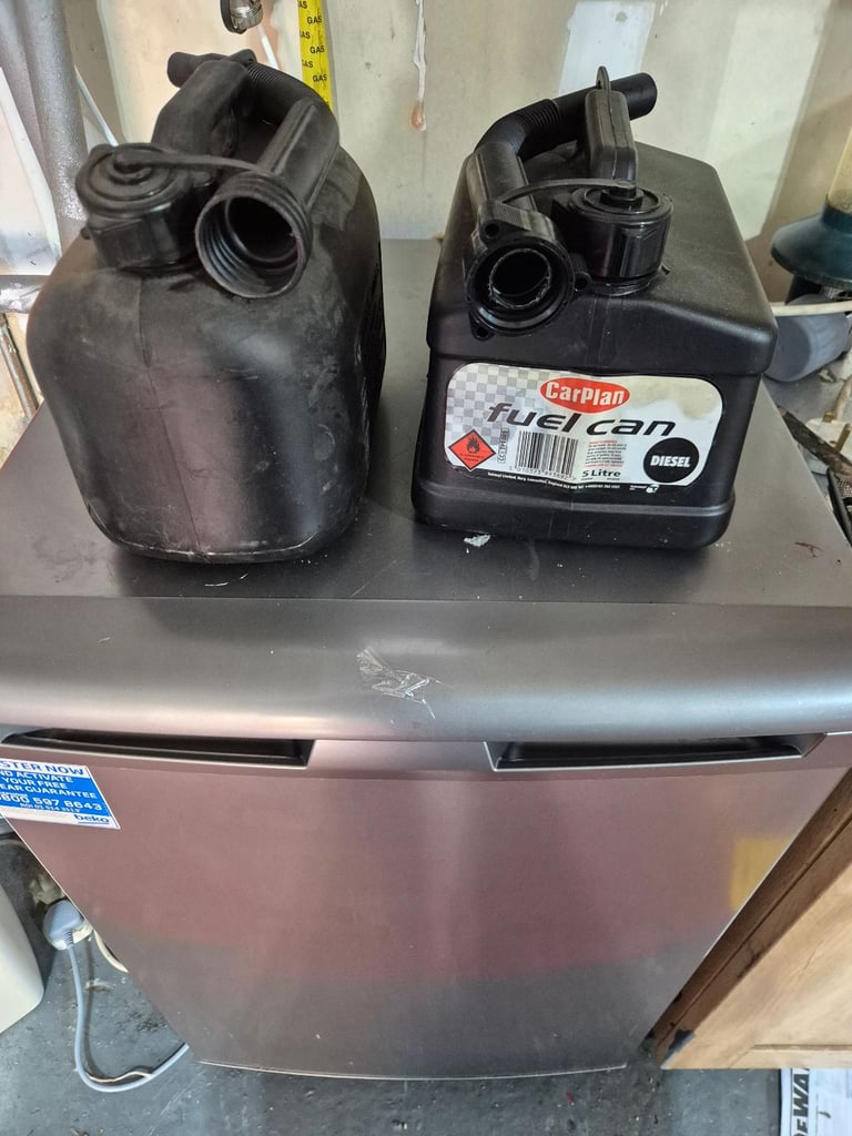 Diesel fuel cans