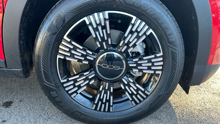 2025 Fiat 600 1.2 MHEV SUV 5dr Petrol Hybrid e-DCT Euro 6 (s/s) (136 ps) SUV Hybrid Automatic