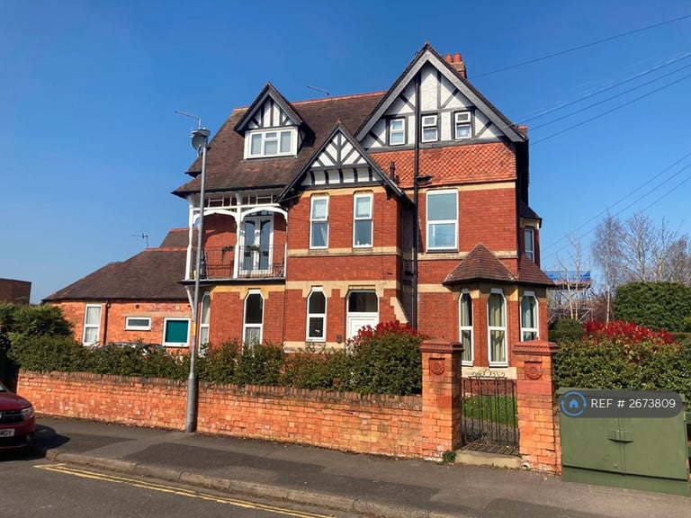 1 bedroom flat in Park Avenue, Worcester, WR3 (1 bed) (#2673809)