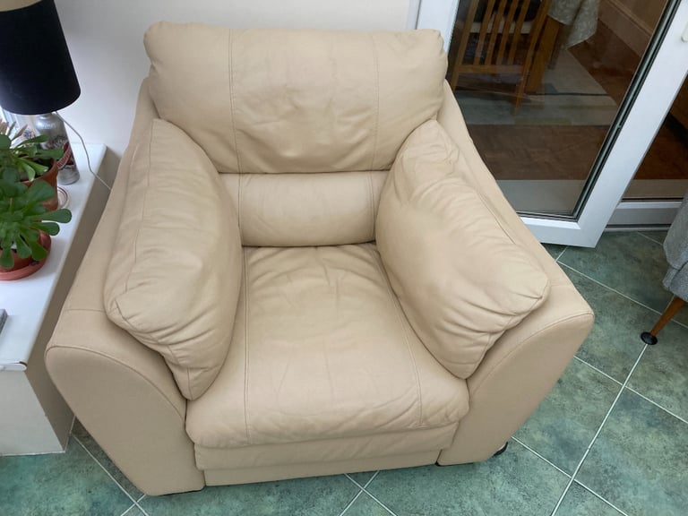 Leather armchairs in Surrey | Furniture & Homeware for Sale | Gumtree