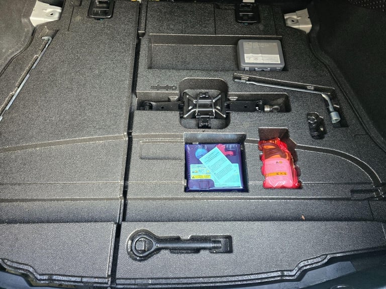 2018 Toyota Prius 1.8 VVT-h Excel CVT Euro 6 (s/s) 5dr (15in Alloy) HATCHBACK Petrol/Electric Hyb...