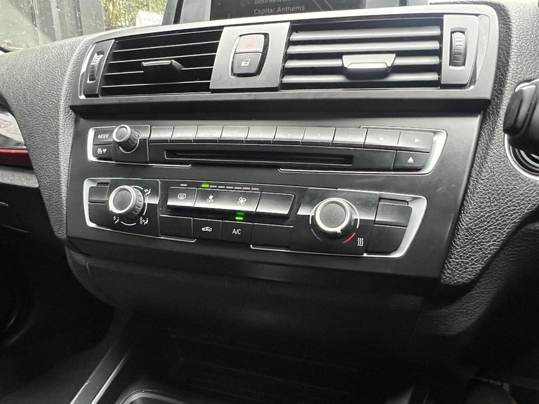 BMW 1 SERIES 2.0 120d Sport 3 door 2014
