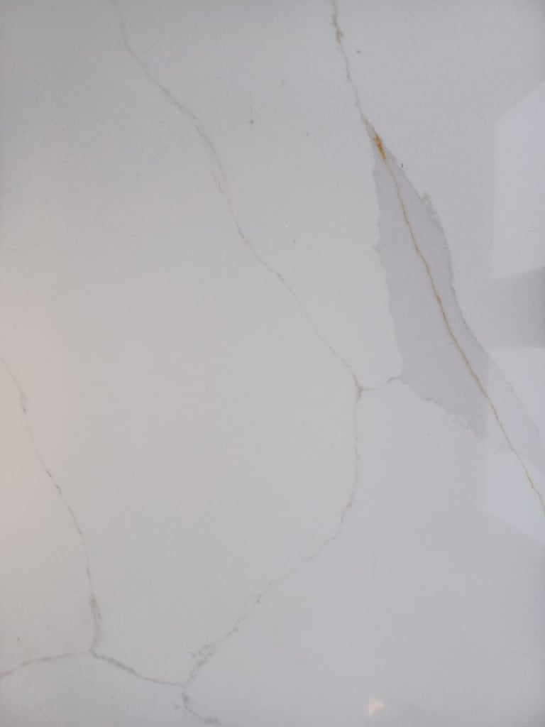image for Quartz Splashback in gold marble design