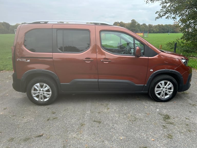 Peugeot RIFTER HORIZON RE TD Wheelchair access vehicle