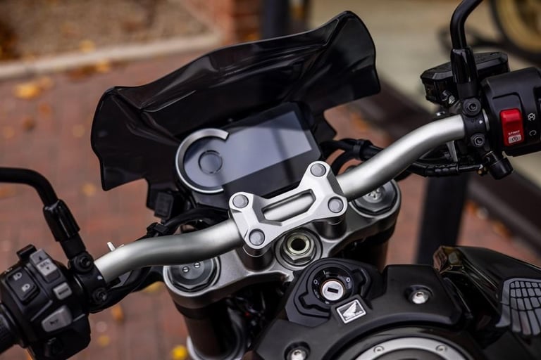 Honda CB1000R LOW MILES ! SHIFTER ! STUNNING