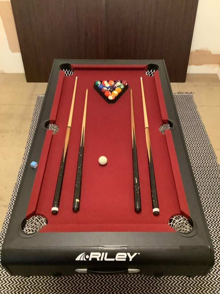 image for Riley 5ft folding pool table 