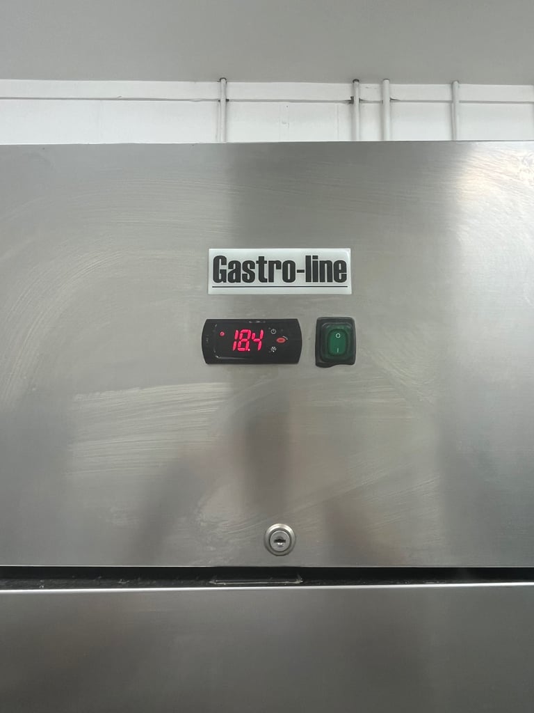 Gastro-line commercial Fish fridge