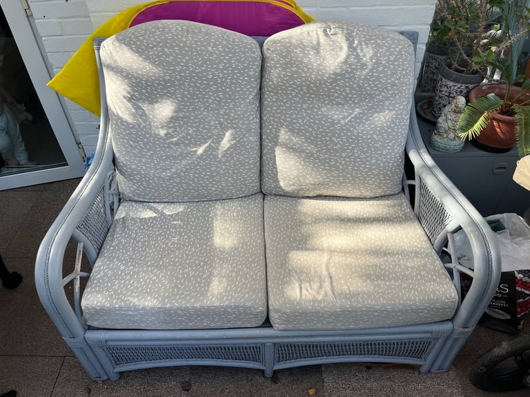 image for Wicker sofa