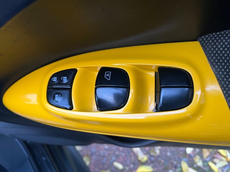 2017 Nissan Juke 1.5 dCi N-Connecta 5dr*12 MONTHS MOT*EURO 6*SAT NAV*REVERSE CAMERA* HATCHBACK Di...