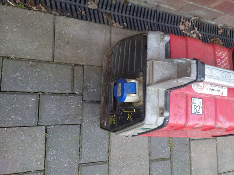 Honda EM650 suitcase generator 