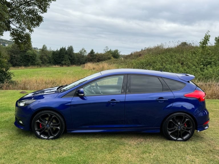 2015 Ford Focus 2.0T EcoBoost ST-2 5dr HATCHBACK PETROL Manual