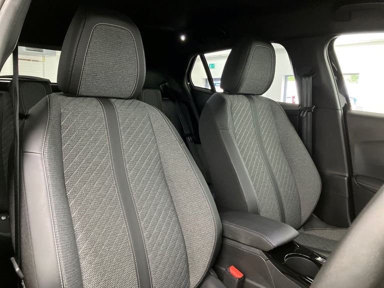 2024 Peugeot 2008 1.2 PureTech 130 Allure 5dr Estate Petrol Manual