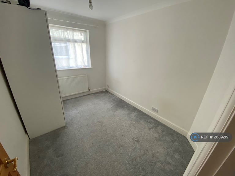 3 bedroom house in Carpenders Avenue, Watford, WD19 (3 bed) (#2639219)