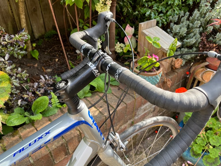 Giant Defy FSA Mavic Shimano 10x2 road bike bicycle Tiagra 20 speed