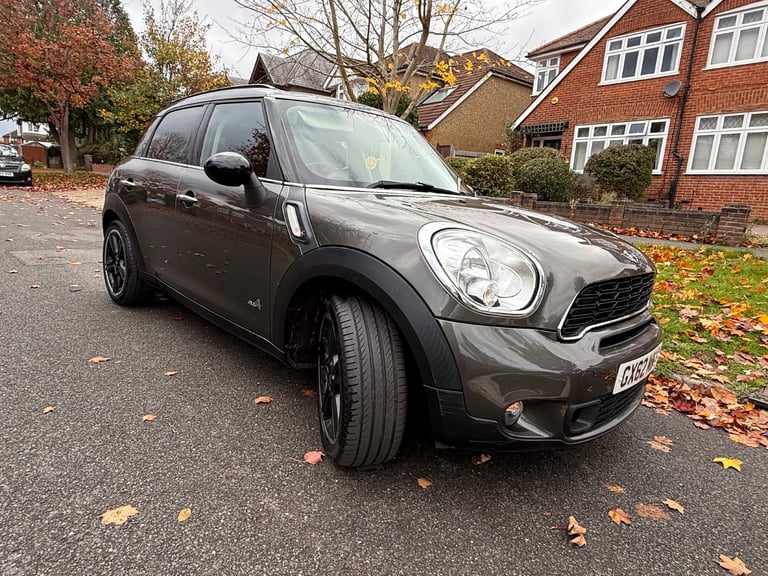 Mini, COUNTRYMAN, 2012,Automatic, SatNav, 1598 (cc), High specs, 5 doors