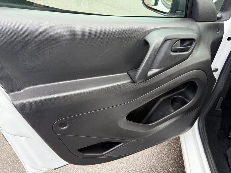 CITROEN BERLINGO 1.6 BlueHDi 850 Enterprise 2017