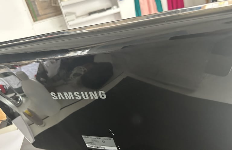 Lenovo Thinkcentre Edge 71 PC Tower, Samsung Monitor + Keyboard