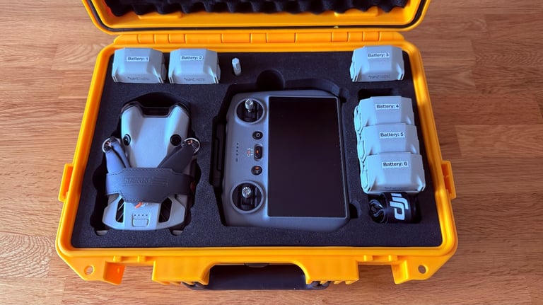 image for DJI Mini 4 Pro (Fly More Combo) Six Batteries (CASH On COLLECTION Only)