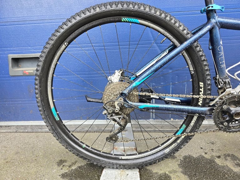 Unisex mountain bike TREK CALI SLX 29ER Wheels 29" Frame 17" VGC!