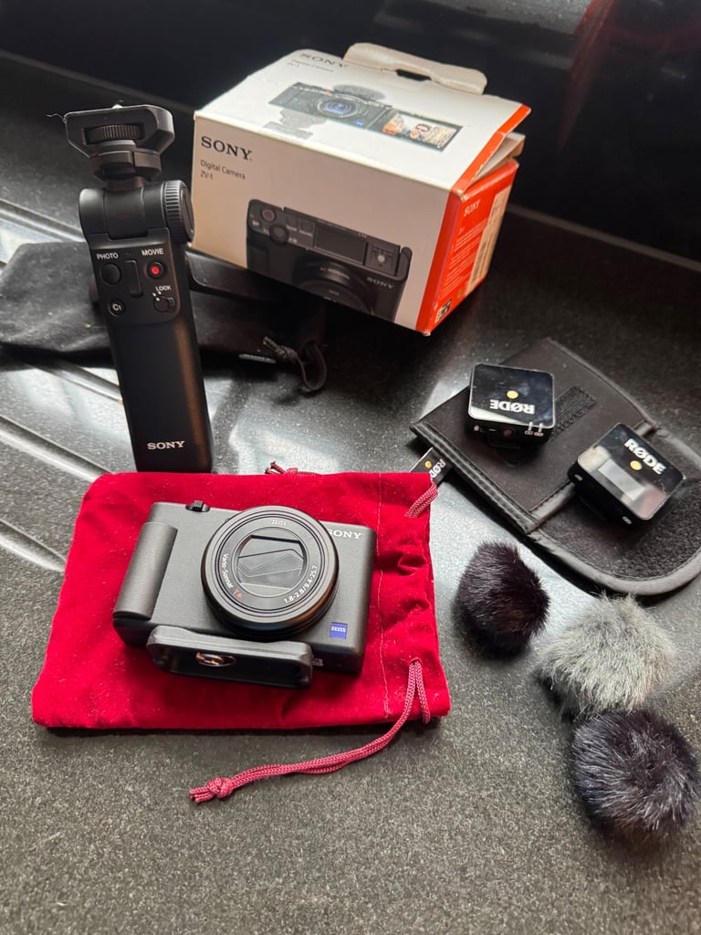 image for Sony Digital Camera ZV-1, Rode Wireless GO II and Sony GP-VPT2BT Wireless Shooting Grip RRP £1200
