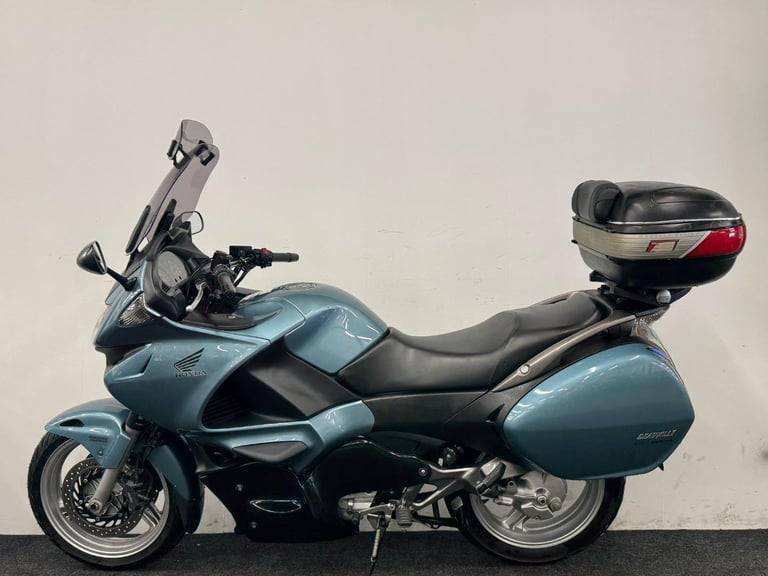 HONDA NT700V DEAUVILLE ** READY TO GO - FULL HISTORY - MOT JULY 2026 **