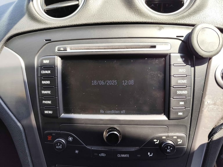  Ford Mondeo MK4 Control Unit 2010-2014 + Sd Card Maps + the four buttons at the bottom  £90