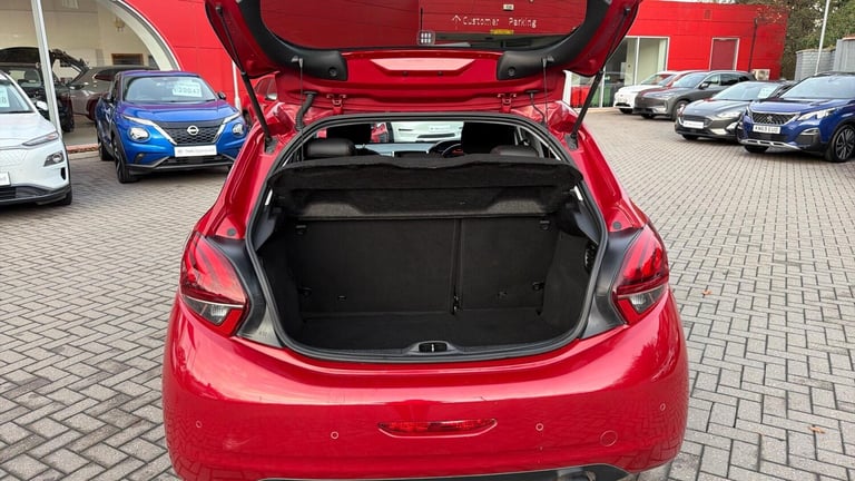  Peugeot 208 1.2 PureTech GPF GT Line Hatchback 5dr Petrol Manual Euro 6 (s/s) (110 ps) Petrol Ma...