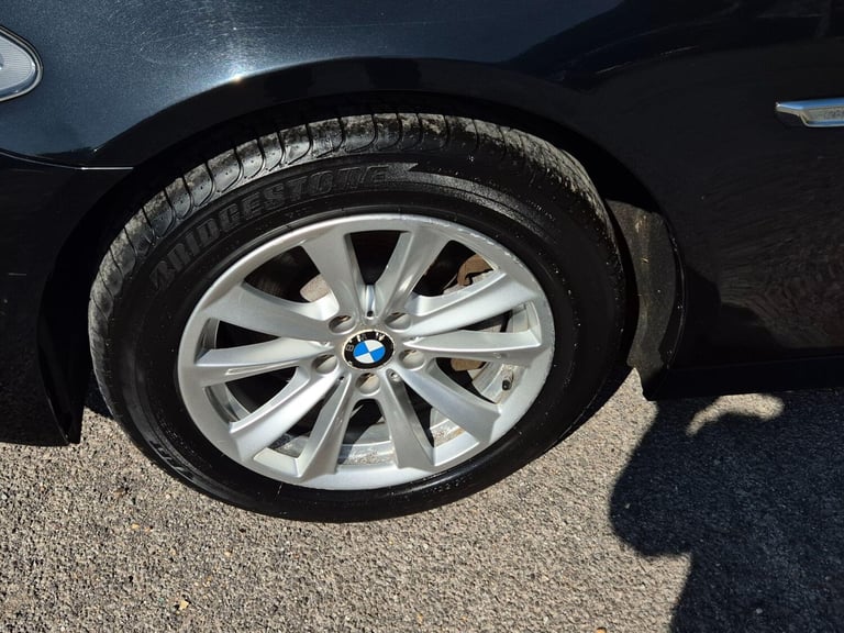 2015 BMW 5 Series 2.0 520i SE Auto Euro 6 (s/s) 4dr SALOON Petrol Automatic