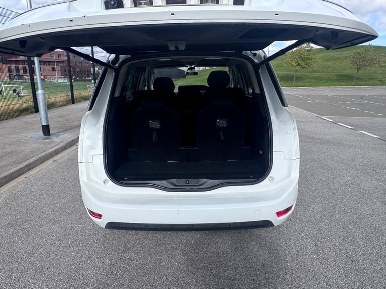 2016 Citroen C4 Grand Picasso 1.6 BlueHDi Exclusive+ EAT6 Euro 6 (s/s) 5dr MPV Diesel Automatic